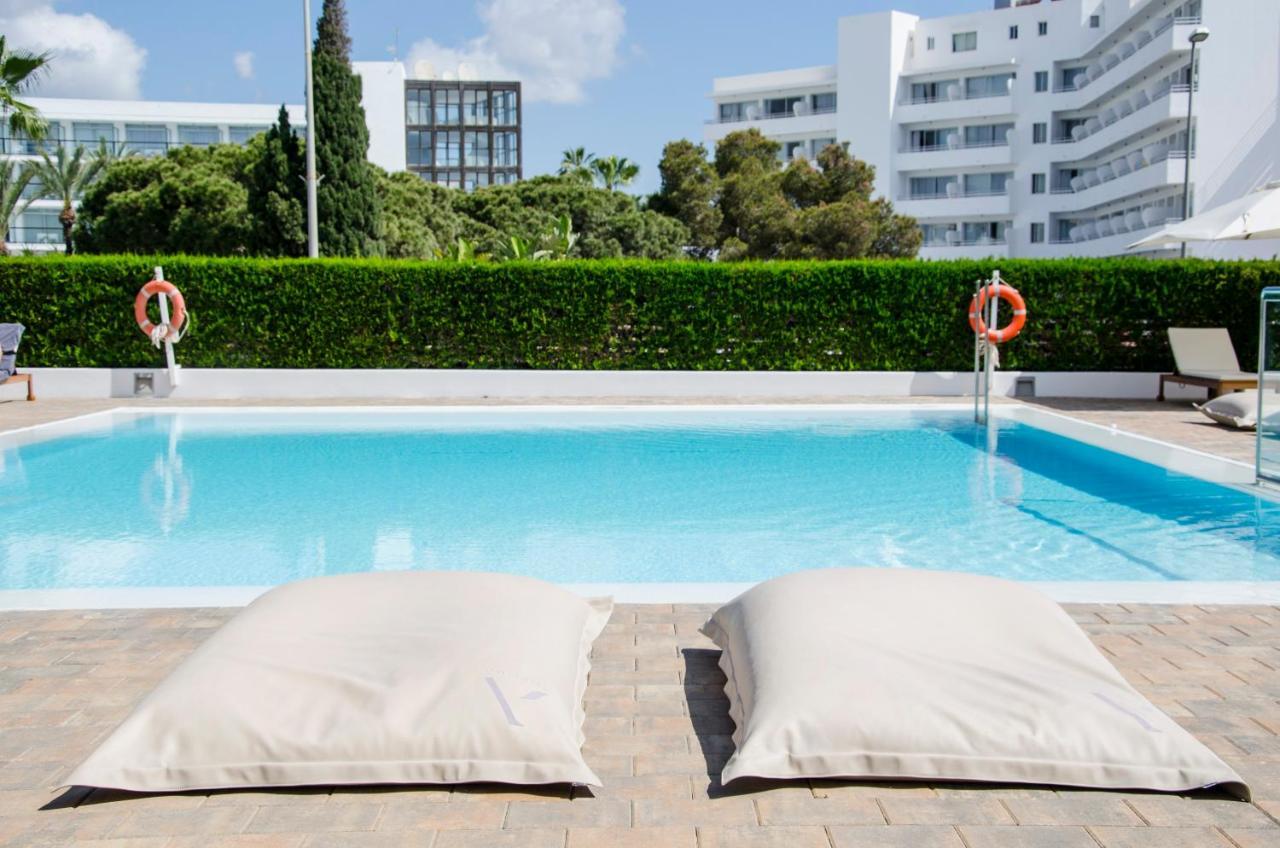 Hotel Anfora Ibiza Es Cana Exteriör bild